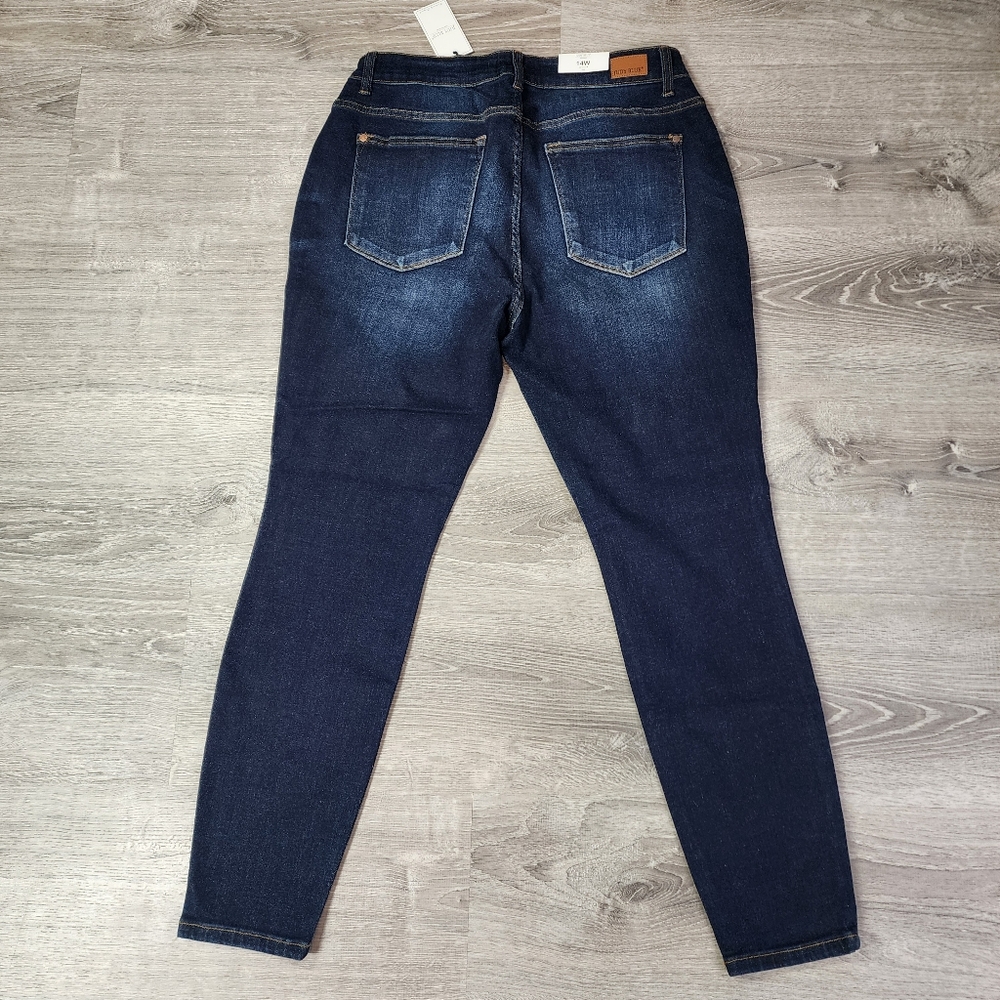 NWT JUDY BLUE Dark Wash Classic Denim Mid Rise Skinny Fit Jean 14 W - Picture 14 of 16